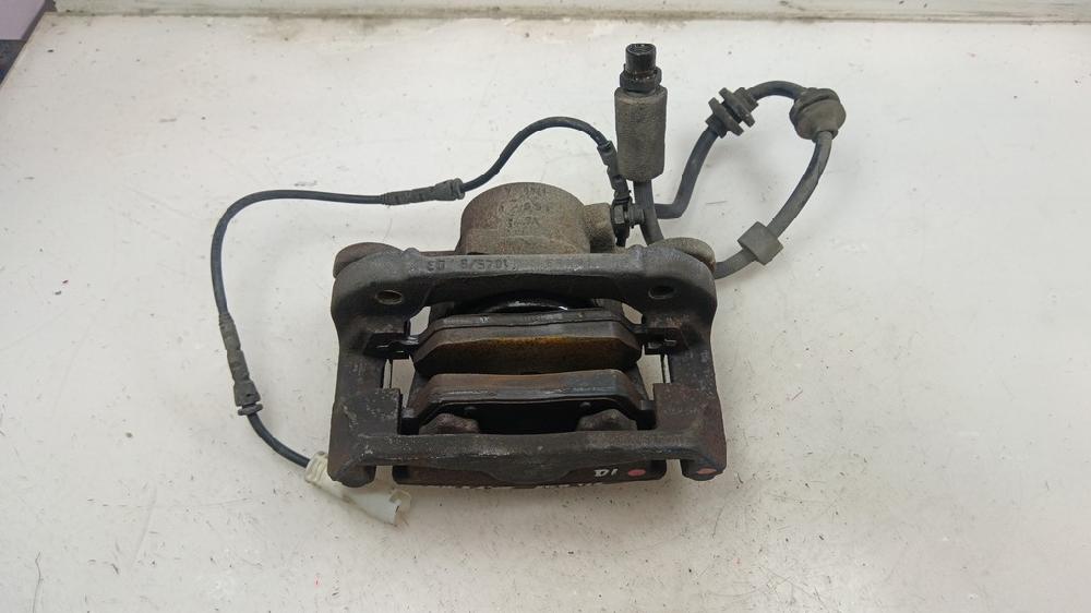 PINZA FRENO DELANTERA IZQUIERDA BMW SERIE 1 2006 2.0 MT 122CV | 90KW