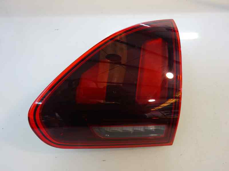 PILOTO TRASERO DERECHO INTERIOR PEUGEOT 2008 2017 1.2 VTI MT 82CV