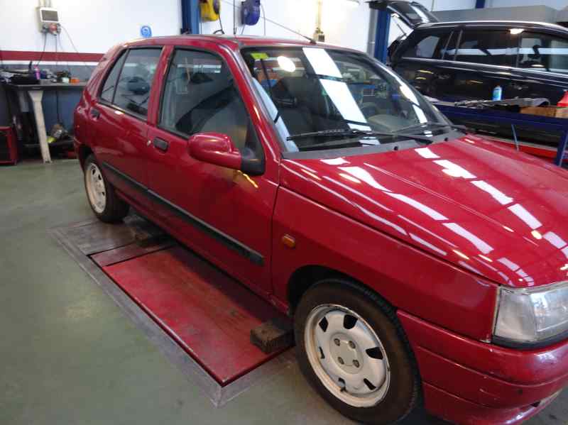 FARO DERECHO RENAULT CLIO 1.4 MT 78CV