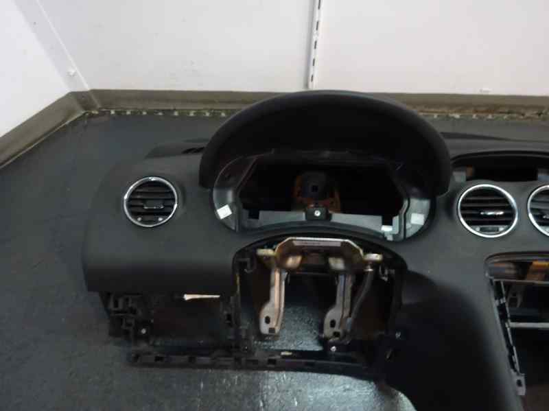 SALPICADERO PEUGEOT 308 1.6 HDI MT 114CV