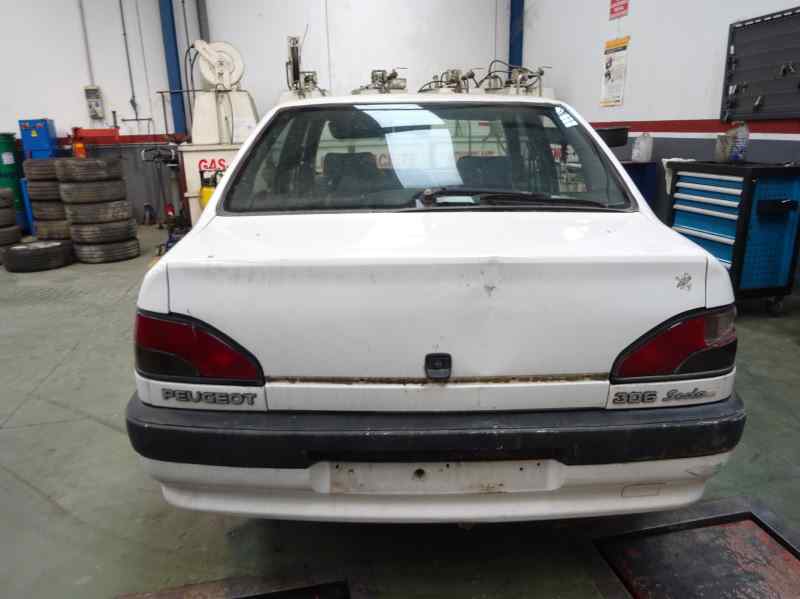 FARO DERECHO PEUGEOT 306 1.9 MT D 69CV