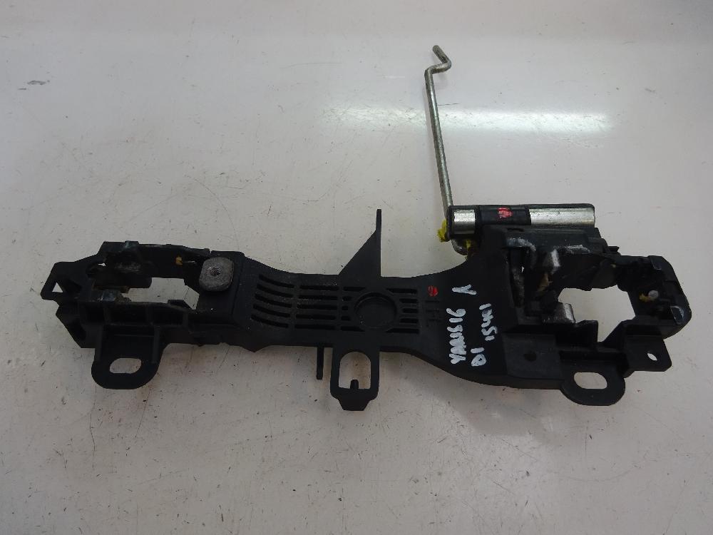 SOPORTE MANETA EXTERIOR DELANTERA IZQUIERDA TOYOTA YARIS 1.0 MT 69CV