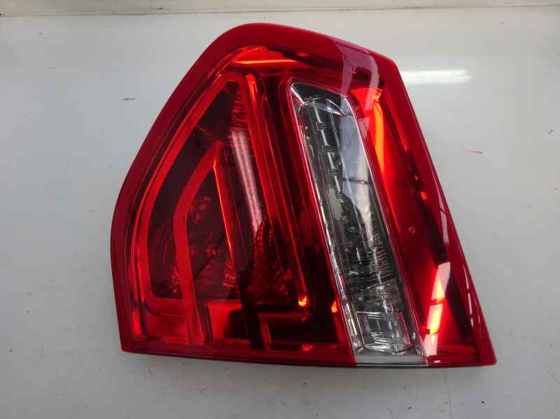 PILOTO TRASERO DERECHO INTERIOR CITROEN C4 PICASSO 1.6 HDI MT 109CV