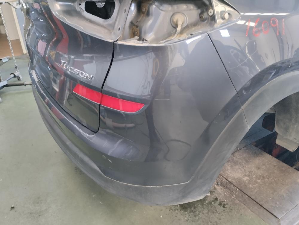PARAGOLPES TRASERO HYUNDAI TUCSON 1.6 MT 132CV