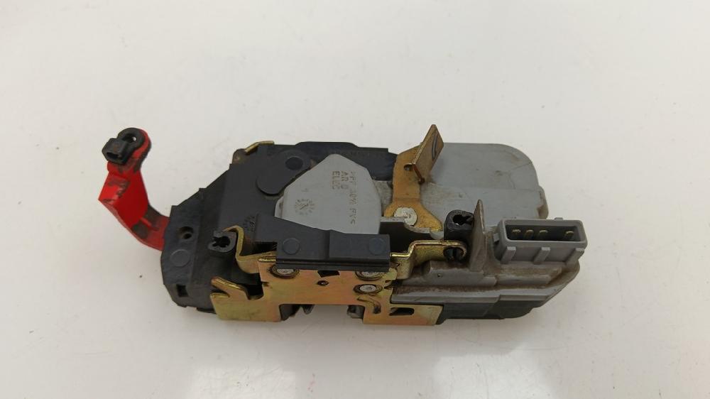 CERRADURA PUERTA TRASERA DERECHA CITROEN XSARA 1.9 D MT 70CV
