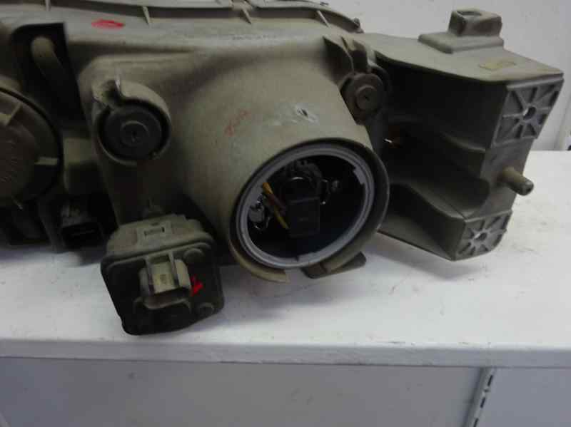 FARO DERECHO HYUNDAI COUPE 1.6 MT 116CV | 85KW