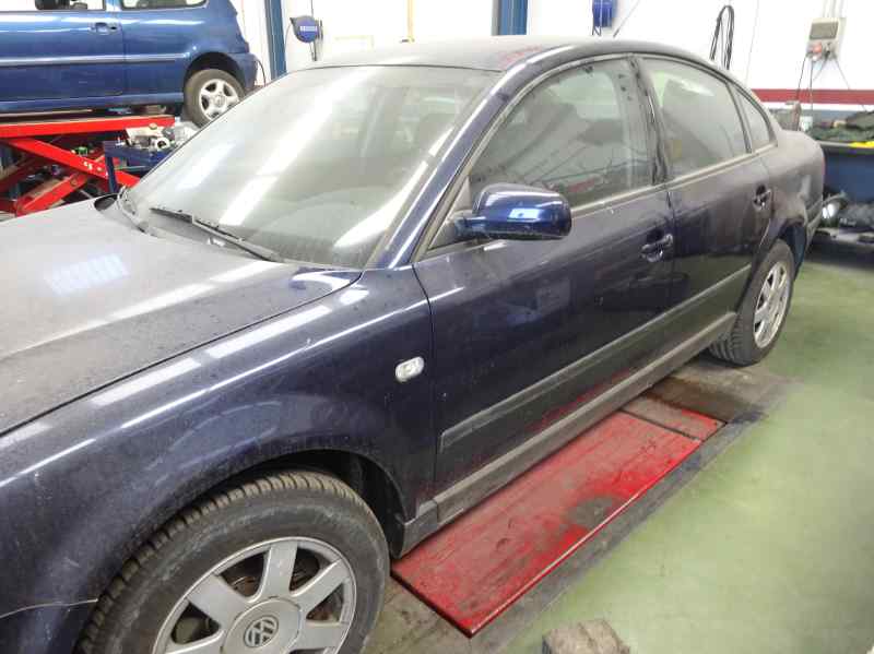 RETROVISOR DERECHO VOLKSWAGEN PASSAT 2000 1.9 TDI MT 115CV