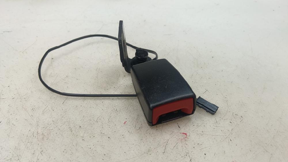 ANCLAJE CINTURON TRASERO IZQUIERDO OPEL CORSA 1.4 ECOFLEX EASYTRONIC 90CV | 66KW