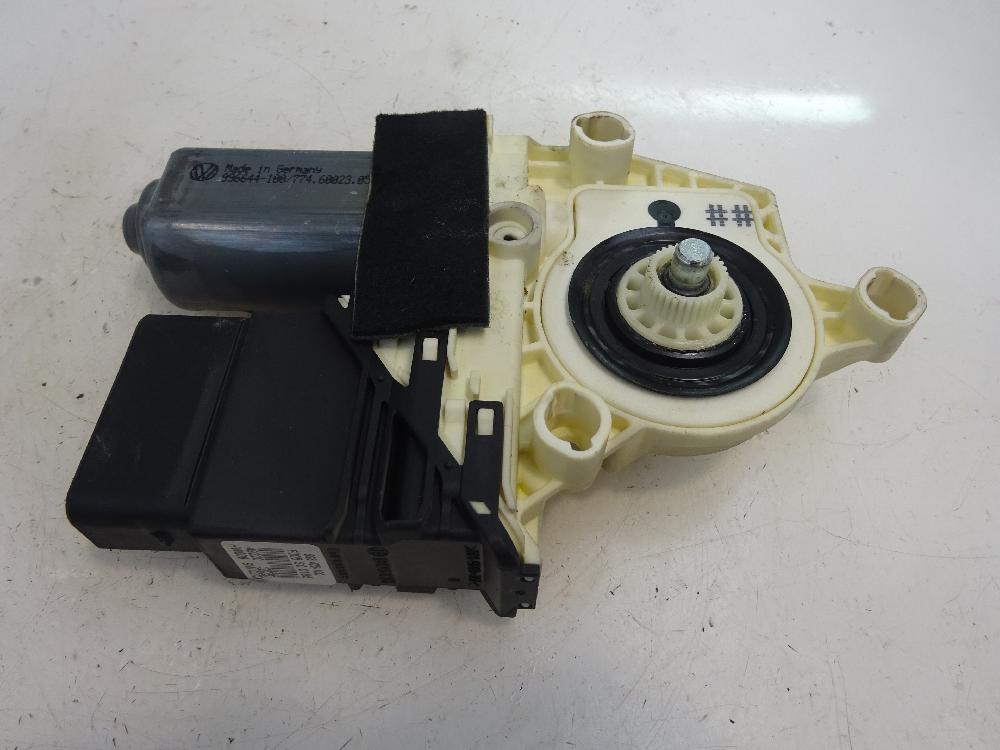 MOTOR ELEVALUNAS TRASERO DERECHO SEAT TOLEDO 1.9 TD MT 105CV