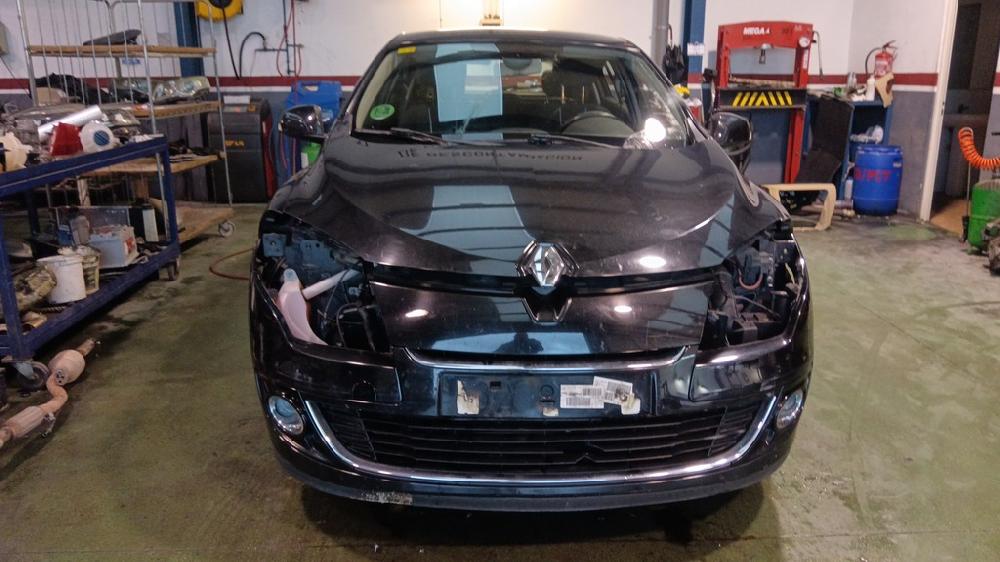 FARO IZQUIERDO RENAULT MEGANE 2013 1.2 TCE MT 115CV