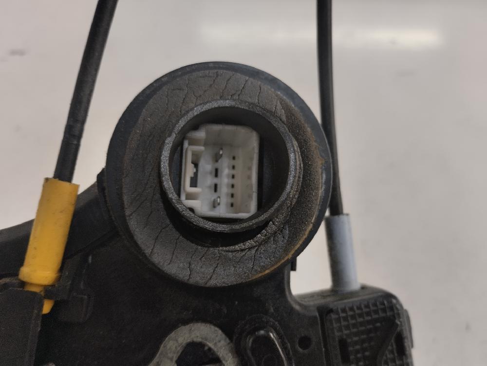 CERRADURA PUERTA TRASERA IZQUIERDA TOYOTA COROLLA 1.6 MT 110CV | 81KW