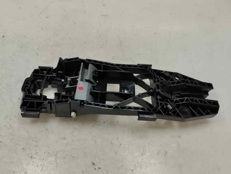 SOPORTE MANETA EXTERIOR DELANTERA DERECHA SEAT ARONA 1.0 AMT 110CV | 81KW
