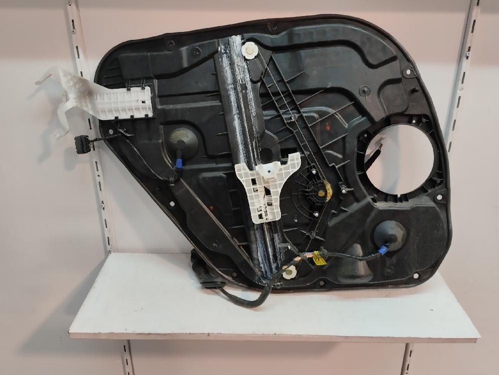 ELEVALUNAS TRASERO DERECHO KIA CARENS 1.7 MT 115CV | 85KW