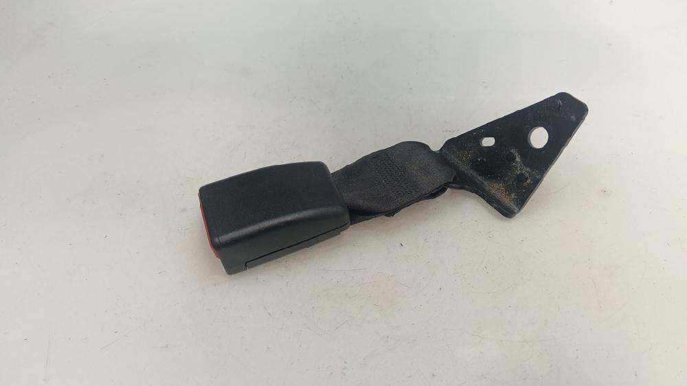 ANCLAJE CINTURON TRASERO IZQUIERDO PEUGEOT 208 1.2 VTI ETG 82CV