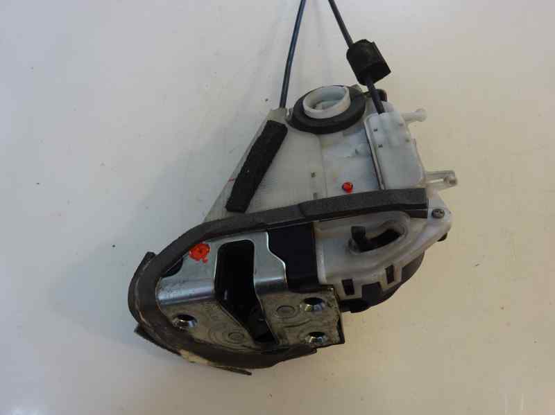 CERRADURA PUERTA TRASERA IZQUIERDA TOYOTA PRIUS 1.8CVT 99CV