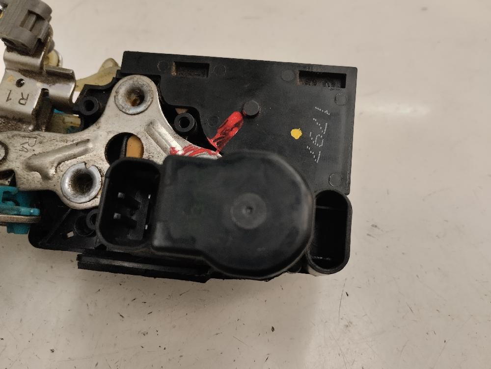 CERRADURA PUERTA DELANTERA DERECHA CHEVROLET SPARK 1.0 MT 68CV