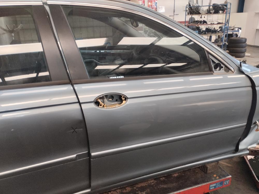 PUERTA DELANTERA DERECHA JAGUAR XTYPE 3.0 MT 231CV