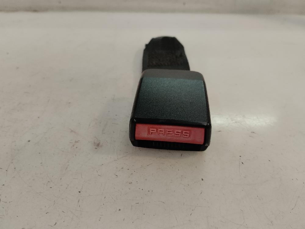 ANCLAJE CINTURON TRASERO DERECHO DACIA DUSTER 1.5 MT 110CV DIESEL