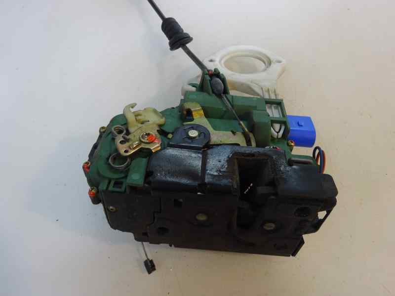 CERRADURA PUERTA DELANTERA IZQUIERDA SEAT CORDOBA 2004 1.4 MT 75CV