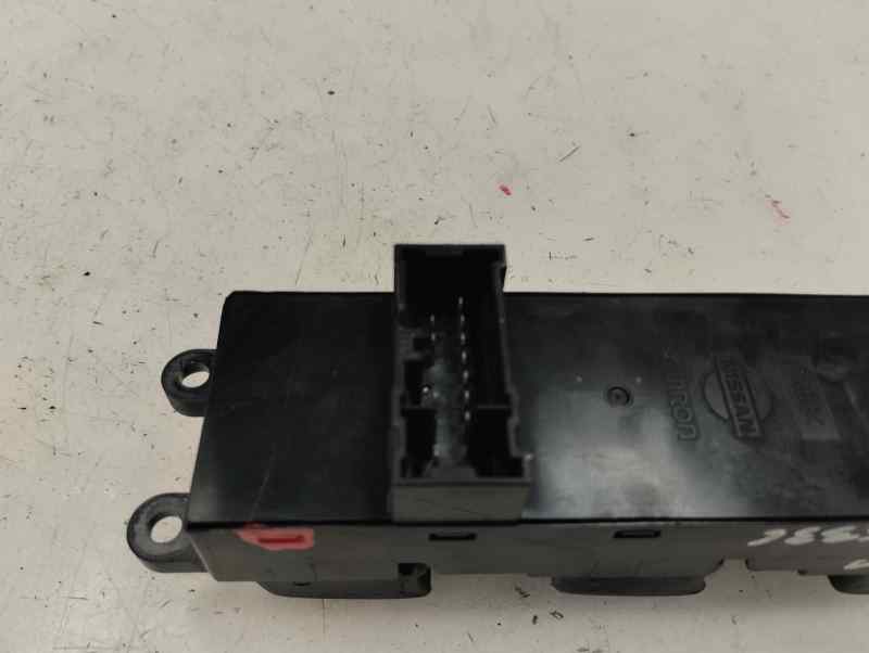MANDO ELEVALUNAS DELANTERO IZQUIERDO NISSAN PRIMERA 1.9 DCI MT 120CV | 88KW