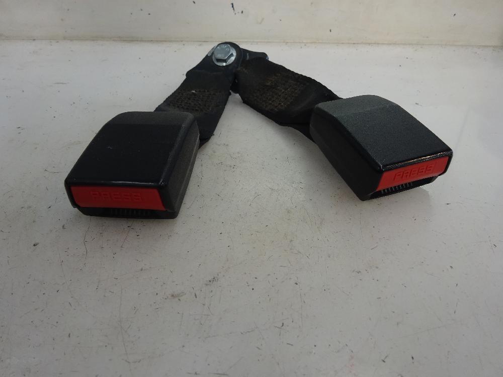 ANCLAJE CINTURON TRASERO DERECHO DACIA SANDERO 1.5 DCI MT 68CV