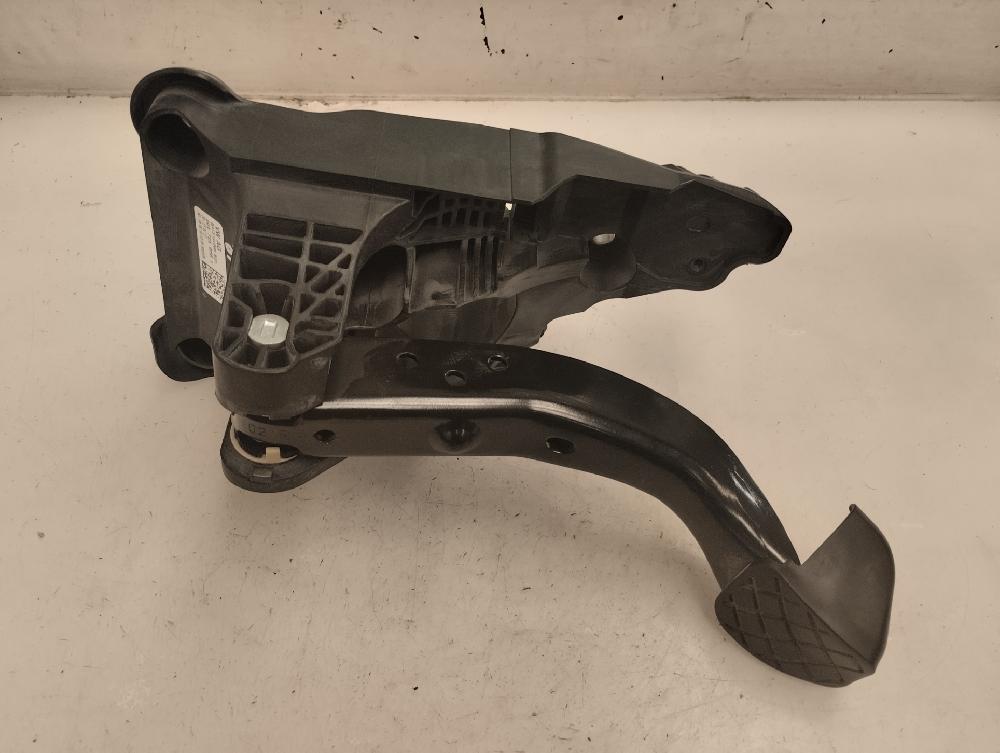 PEDAL FRENO SEAT ARONA 1.6 MT 95CV | 70KW