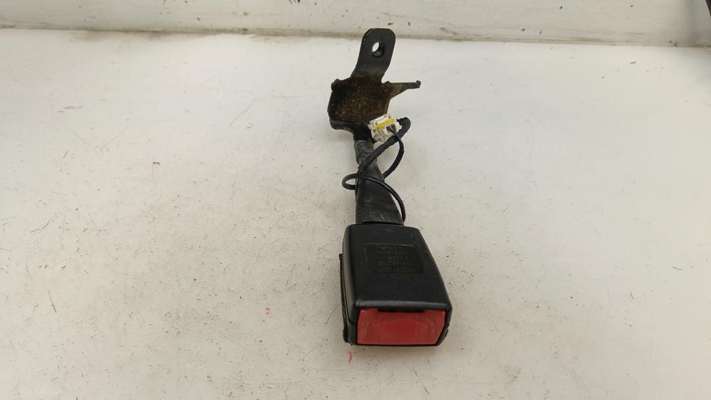 ANCLAJE CINTURON DELANTERO DERECHO CITROEN C4 CACTUS 1.6 MT 99CV | 73KW