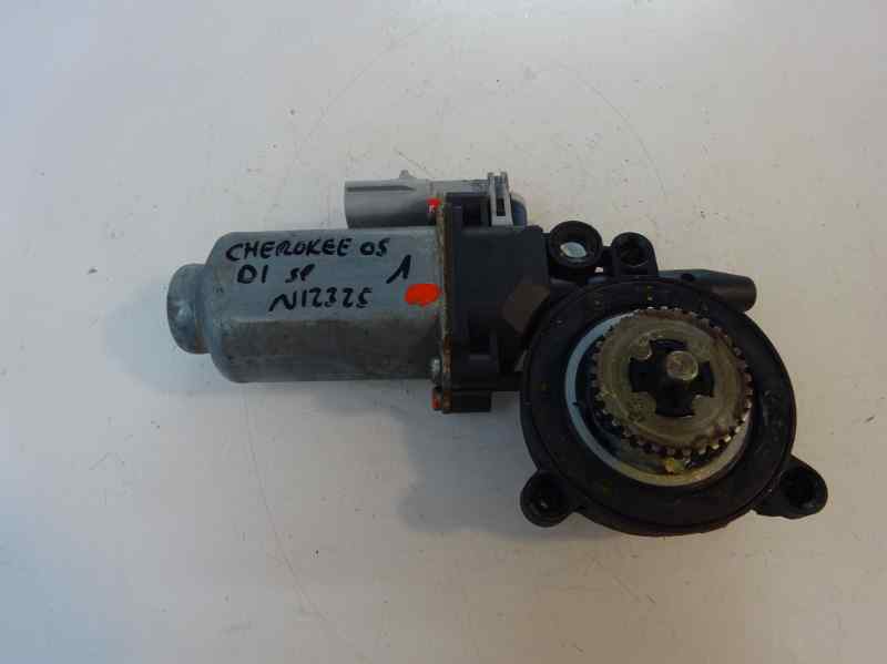 MOTOR ELEVALUNAS DELANTERO IZQUIERDO JEEP CHEROKEE 2.8 MT 4WD 163CV | 120KW