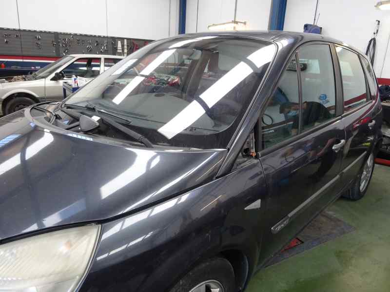 CAJA RELES FUSIBLES RENAULT SCENIC 1.9 DCI MT 120CV