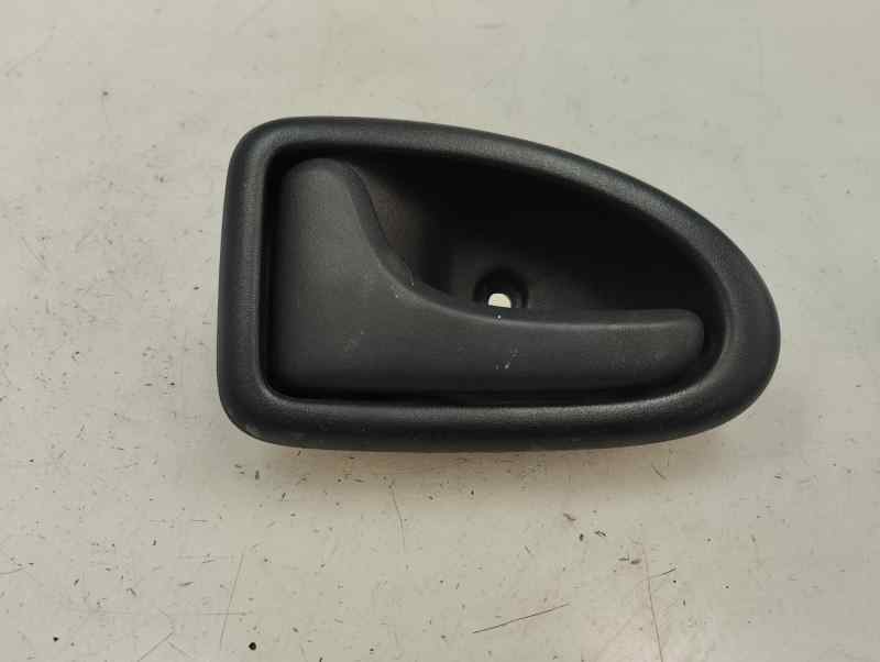 MANETA INTERIOR TRASERA IZQUIERDA RENAULT CLIO 1.5 DCI MT 82CV