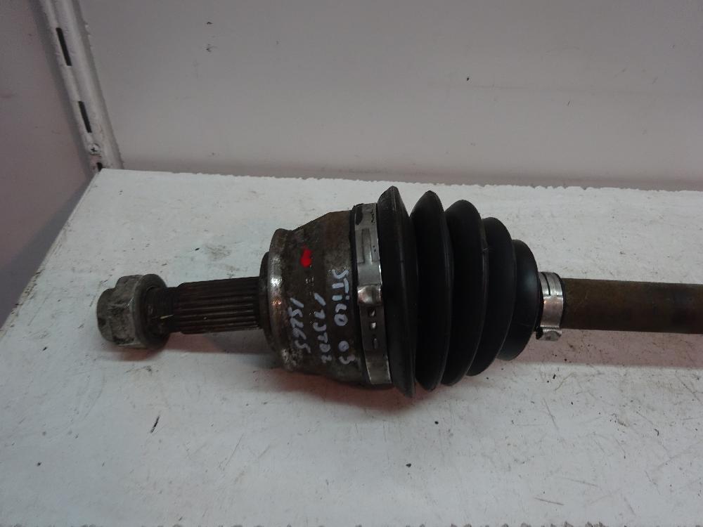 TRANSMISION DELANTERA IZQUIERDA FIAT STILO 1.9 TD MT 115CV