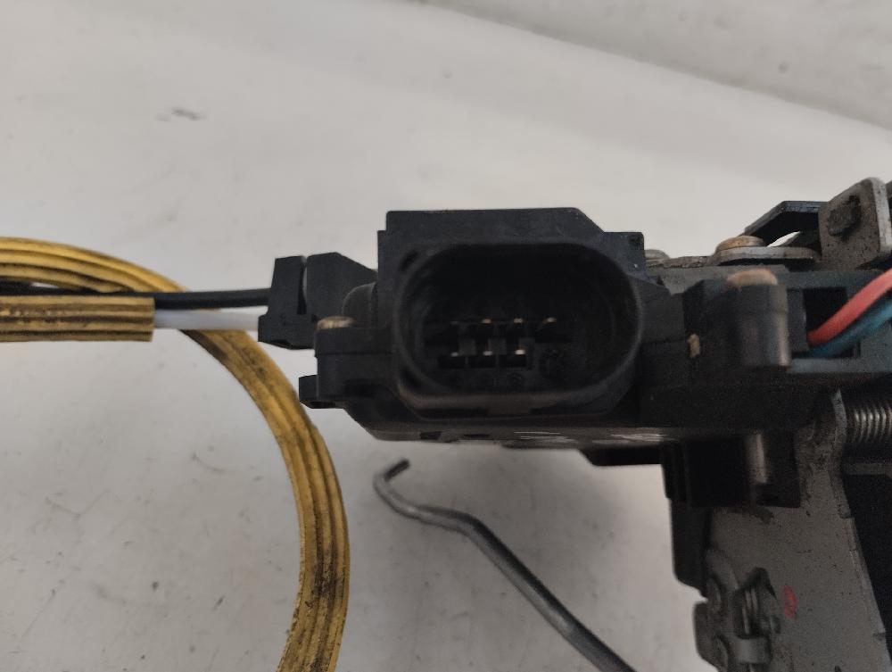 CERRADURA PUERTA TRASERA DERECHA AUDI A6 1.9 TDI 6MT 130CV