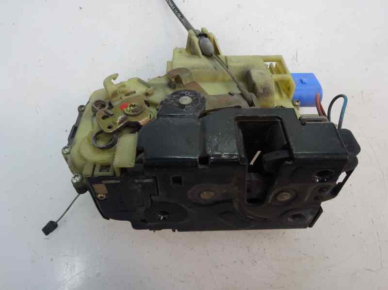 CERRADURA PUERTA DELANTERA IZQUIERDA SEAT CORDOBA 1.9 D MT 64CV