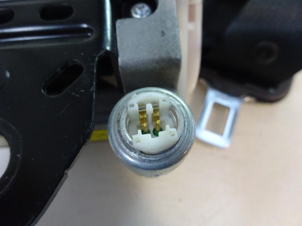 CINTURON SEGURIDAD DELANTERO DERECHO NISSAN MICRA 1.2 MT 80CV