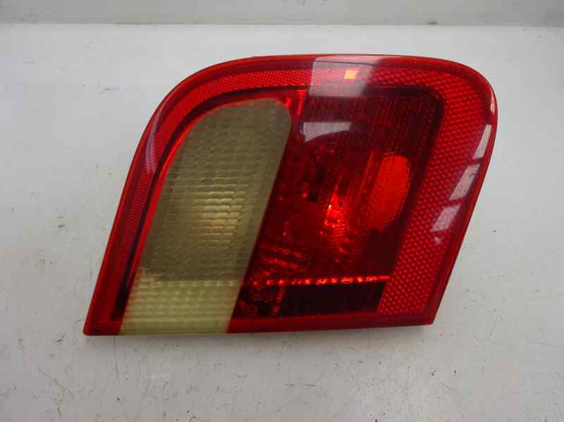 PILOTO TRASERO IZQUIERDO INTERIOR BMW SERIE 3 1998 2.8 328I MT 193CV