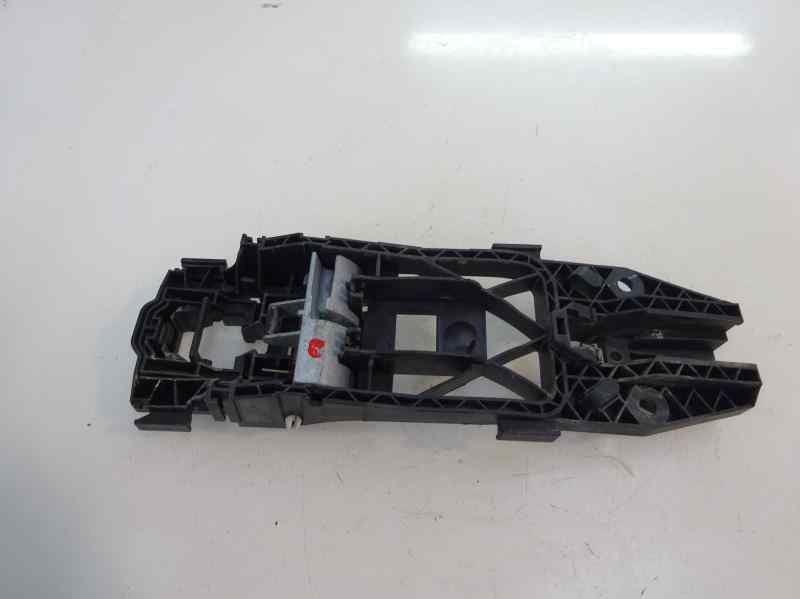 SOPORTE MANETA EXTERIOR PUERTA TRASERA IZQUIERDA SEAT IBIZA 2009 1.6 MT 105CV