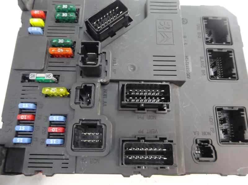 CAJA RELES FUSIBLES CITROEN XSARA PICASSO 1.6 88CV