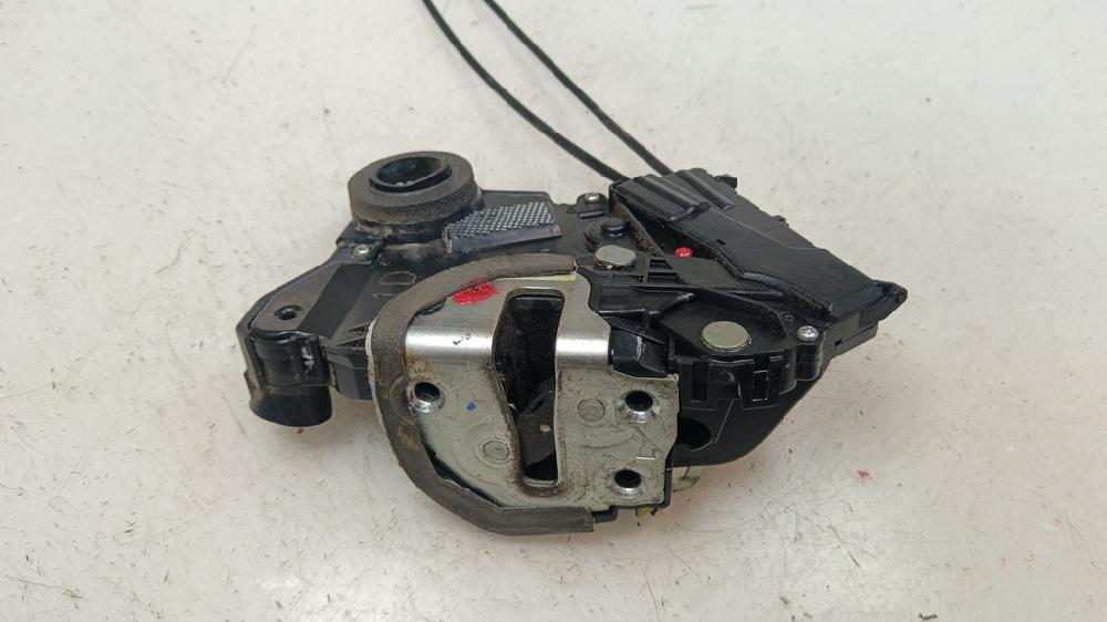 CERRADURA PUERTA DELANTERA IZQUIERDA TOYOTA YARIS 1.4 D-4D MMT 89CV