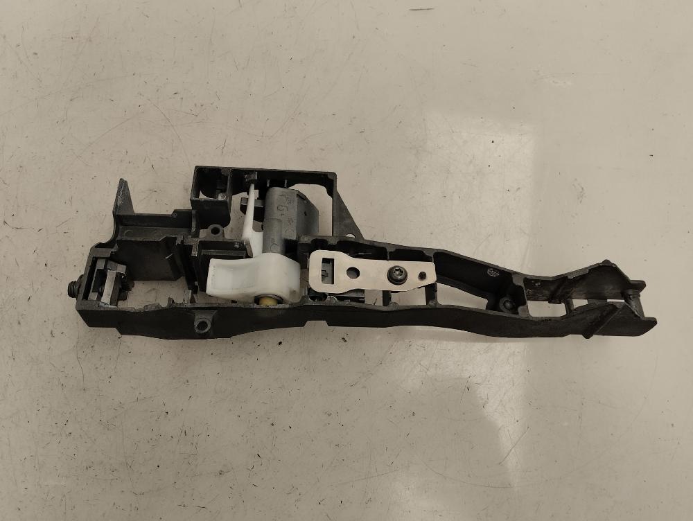 SOPORTE MANETA EXTERIOR DELANTERA IZQUIERDA CITROEN C3 1.2 MT 82CV | 60KW