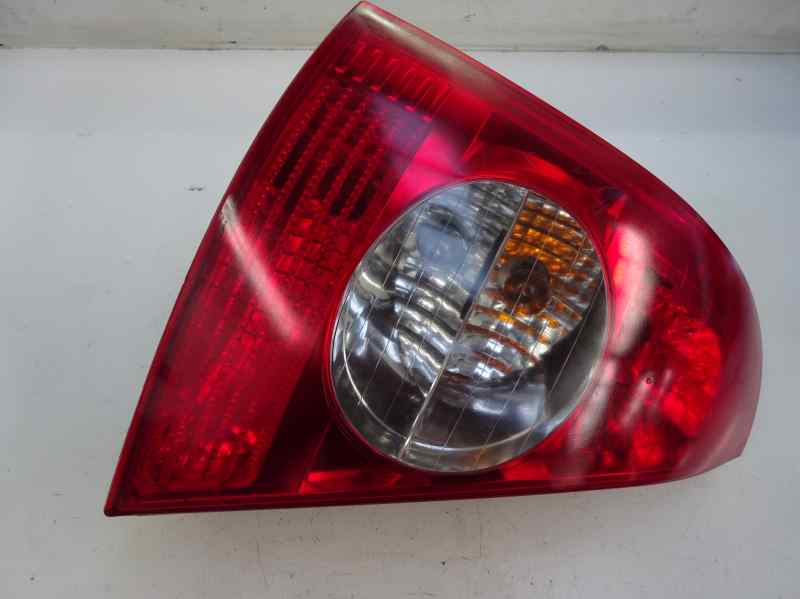 PILOTO TRASERO IZQUIERDO RENAULT CLIO 1.4 MT 75CV | 55KW