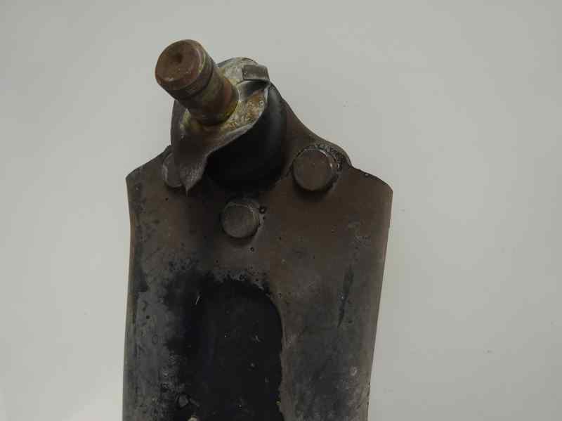 BRAZO SUSPENSION INFERIOR DELANTERO DERECHO CITROEN C3 PICASSO 1.4 MT 95CV | 70KW