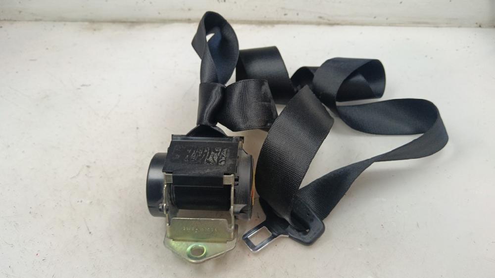 CINTURON SEGURIDAD TRASERO DERECHO BMW SERIE 1 2.0 MT 122CV | 90KW
