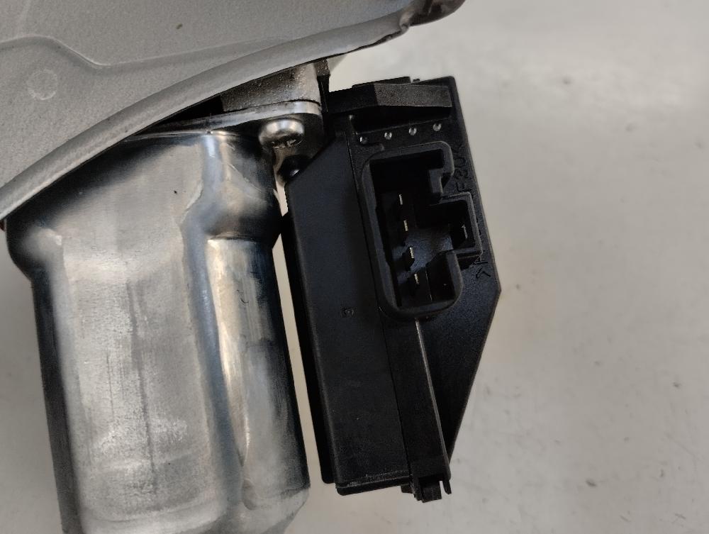 MOTOR LIMPIA TRASERO TOYOTA AURIS 1.4 MT 97CV | 71KW