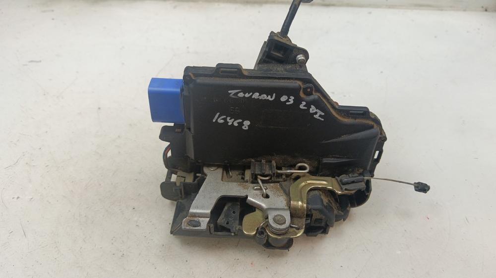 CERRADURA PUERTA DELANTERA IZQUIERDA VOLKSWAGEN TOURAN 1.9 TDI MT 105CV | 77KW