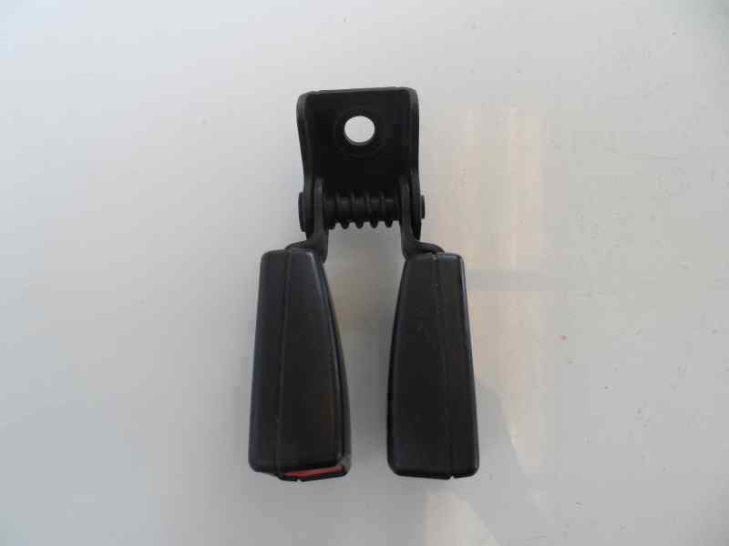 ANCLAJE CINTURON TRASERO IZQUIERDO OPEL ASTRA 1.7 CDTI MT 110CV