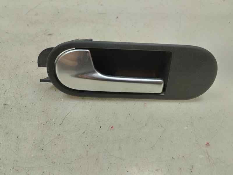 MANETA INTERIOR TRASERA IZQUIERDA VOLKSWAGEN GOLF PLUS 1.9 AMT 105CV | 77KW