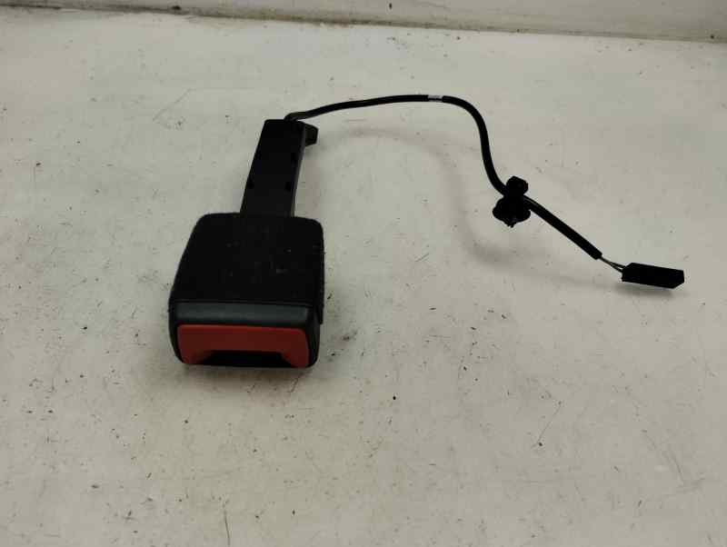 ANCLAJE CINTURON DELANTERO DERECHO SEAT ARONA 1.0 AMT 110CV | 81KW