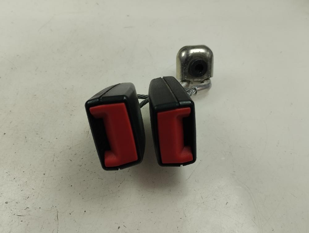 ANCLAJE CINTURON TRASERO IZQUIERDO VOLKSWAGEN PASSAT 2.0 TDI MT 140CV