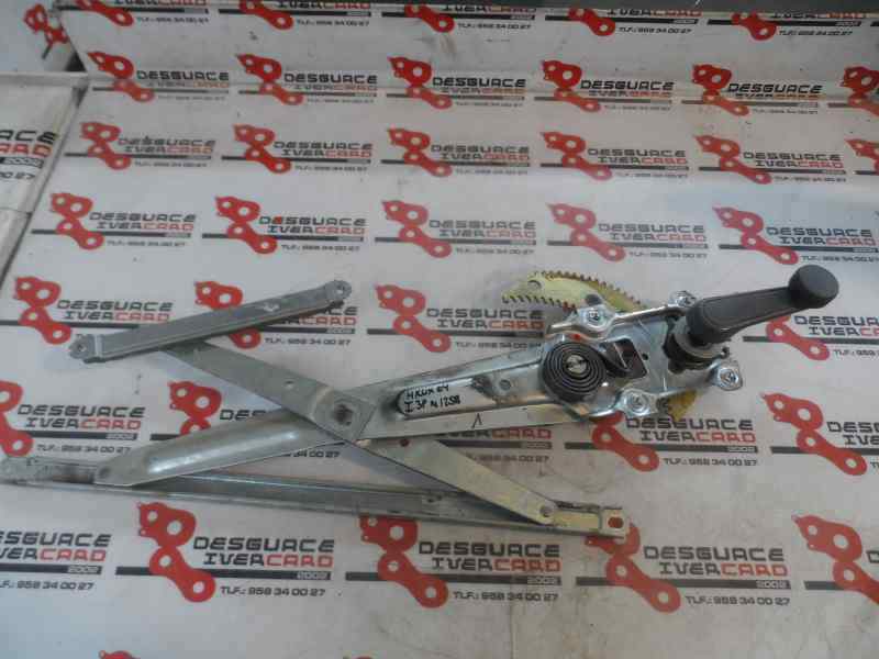 ELEVALUNAS DELANTERO IZQUIERDO TOYOTA HILUX 2004 2.5 TD MT 101CV