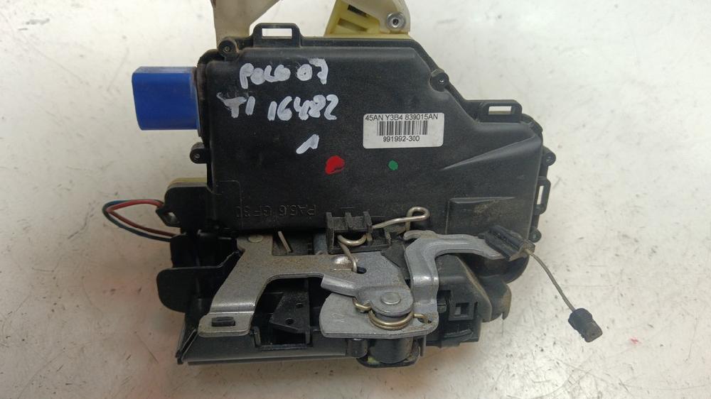 CERRADURA PUERTA TRASERA IZQUIERDA VOLKSWAGEN POLO 2007 1.4 TD MT 70CV | 51KW